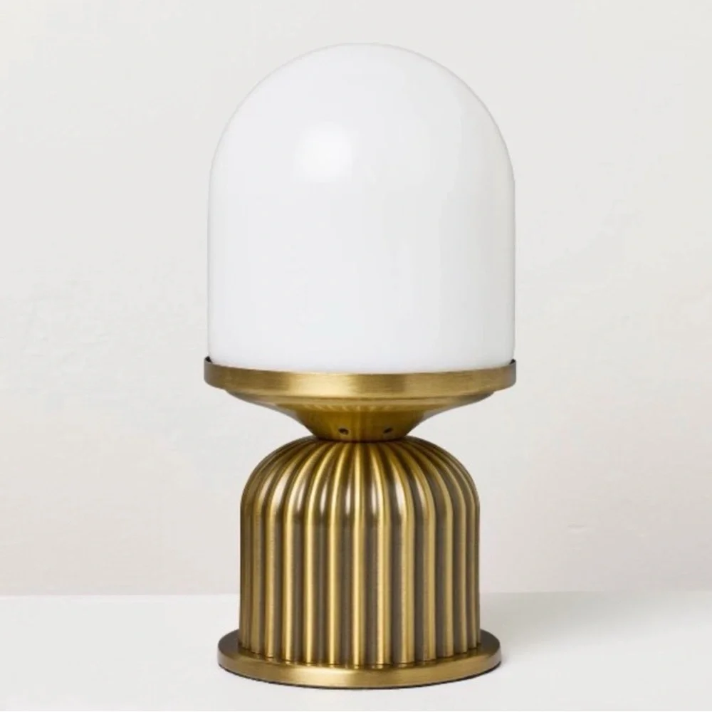 Elegant‎ White and Gold Table Lamp